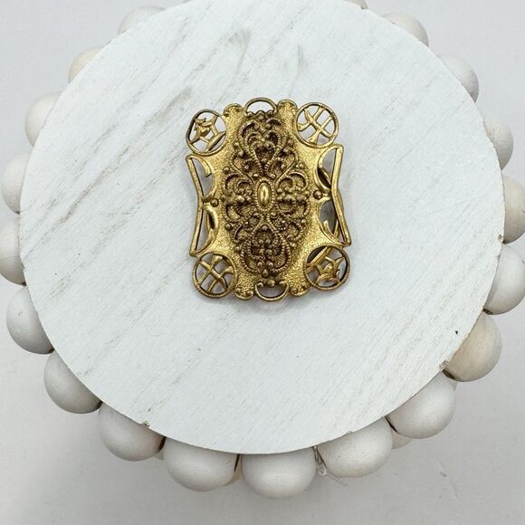 Vintage Germany Gold Tone Scarf Clip Pagoda Chinoiserie Ornate Regal Etruscan - Picture 5 of 11